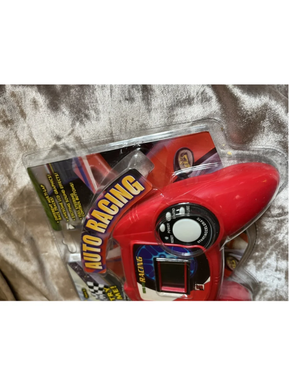 SEALED - 2002 MGA Entertainment Red Auto Racing Game Handheld Electronic It/680